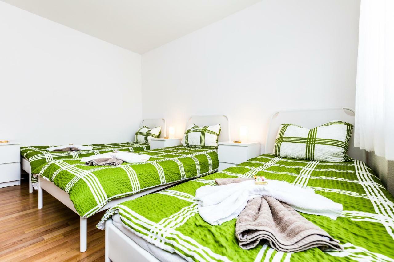 קלן Workers Apartment Am Wiener Platz מראה חיצוני תמונה