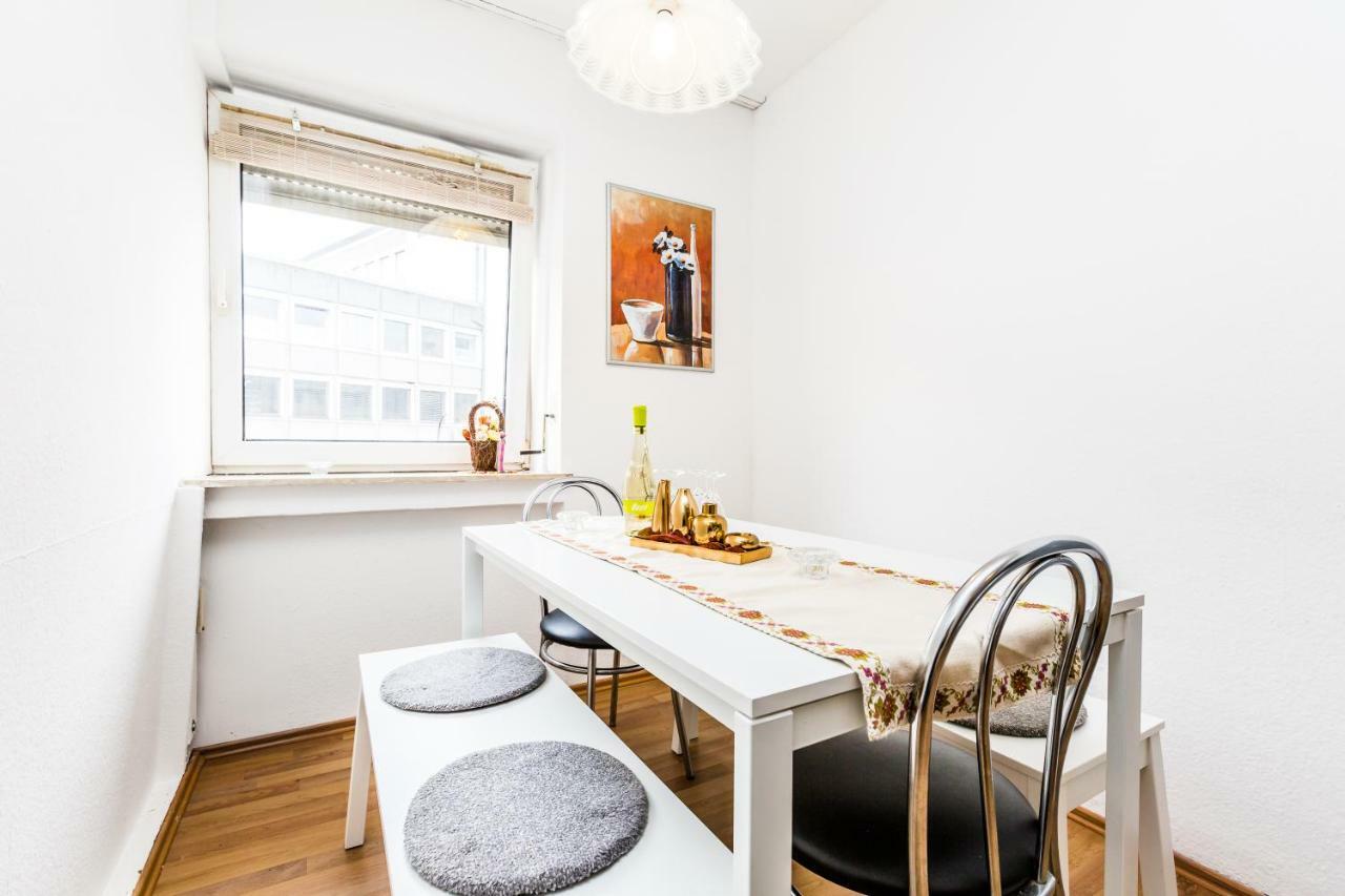 קלן Workers Apartment Am Wiener Platz מראה חיצוני תמונה
